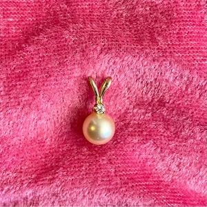 14K Faux Pearl and Faux Diamond Pendant